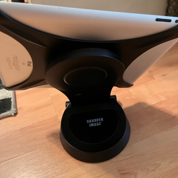 Post-Holiday Sale: FREE Shipping SHARPER IMAGE for iPad & other models. - Picture 16 of 16